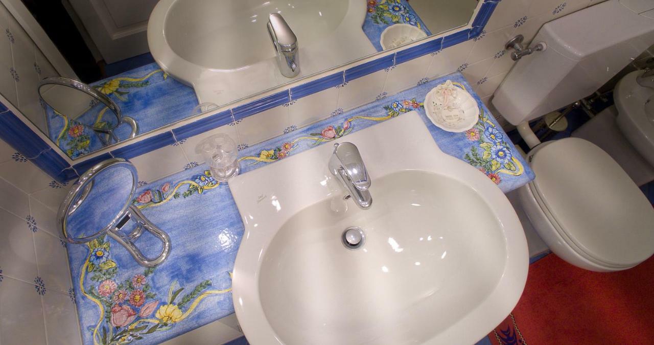 Elegante Monolocale Genova Apartment Ngoại thất bức ảnh